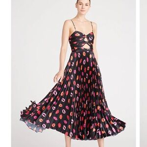 AMUR Lip Print Afra Pleated Midi Dress